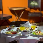 阿特里昂高地酒店 3*