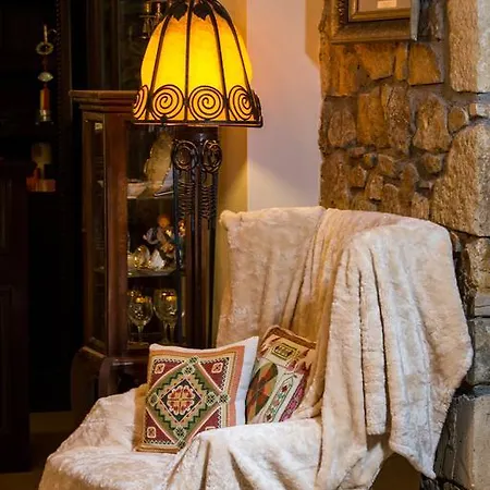 Atrion Highland Elatochori