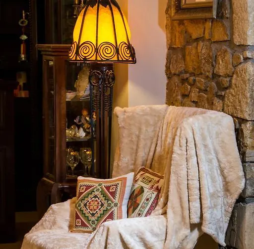 Atrion Highland Elatochori